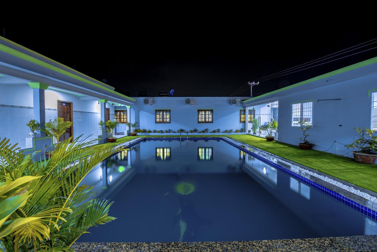 Hotel Nguyen Toan Фукуок Екстер'єр фото